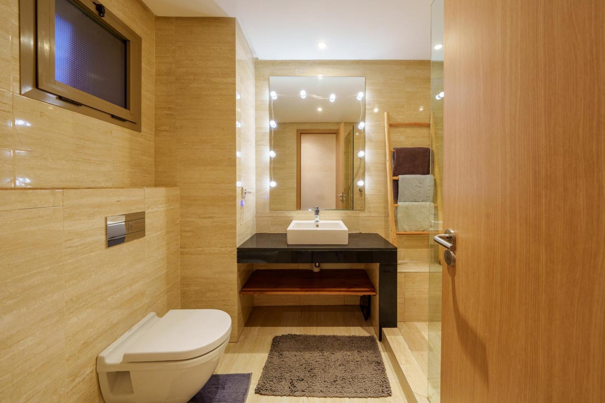 Appartement Spacious Luxury With Heated Pool Center