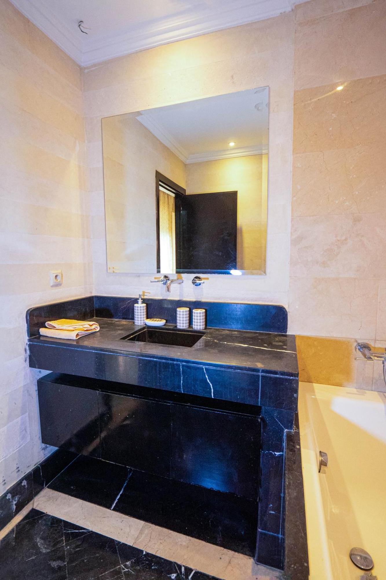 Location, Elegance, View & Comfort Appartamento *