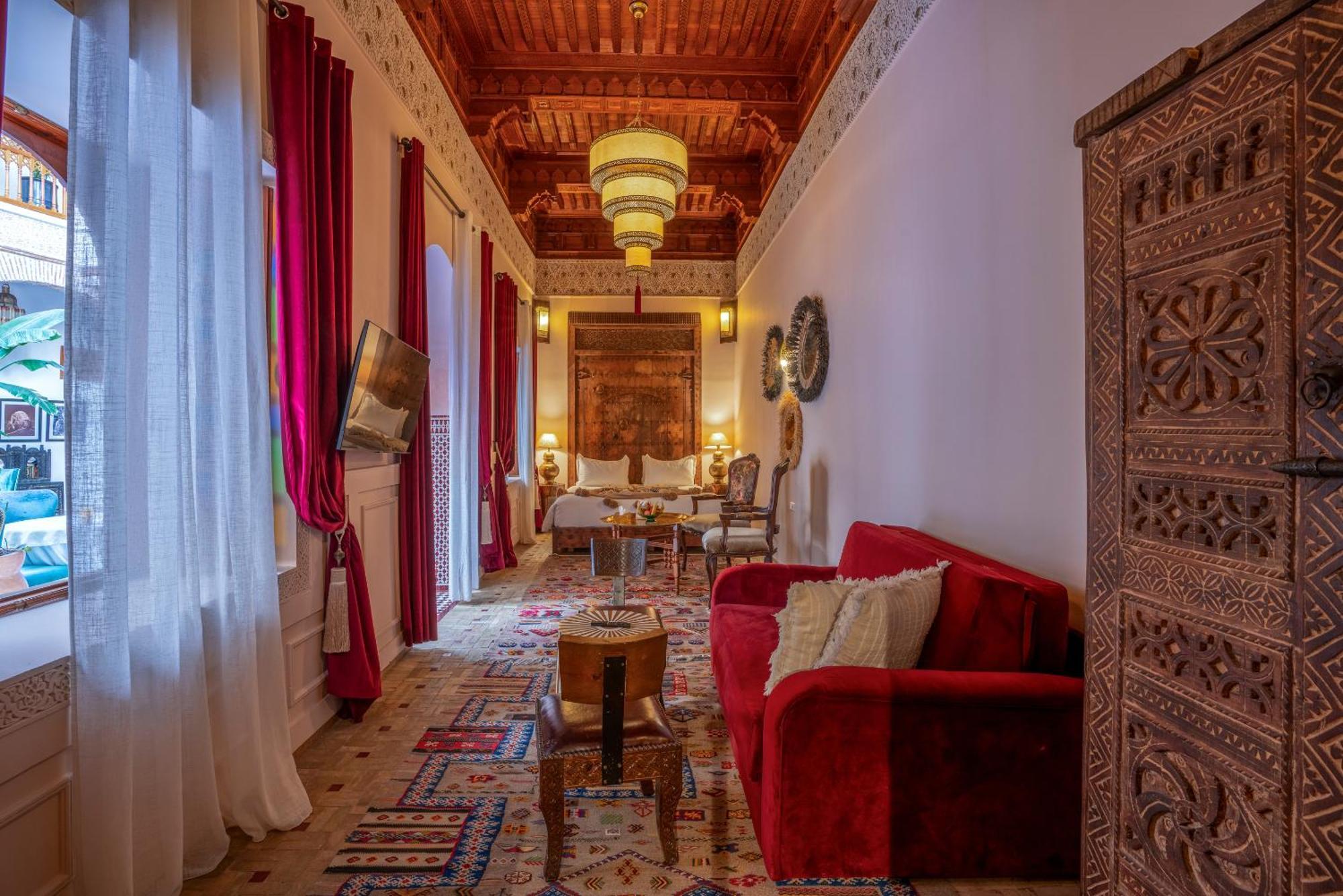 Riad Janate & 4*