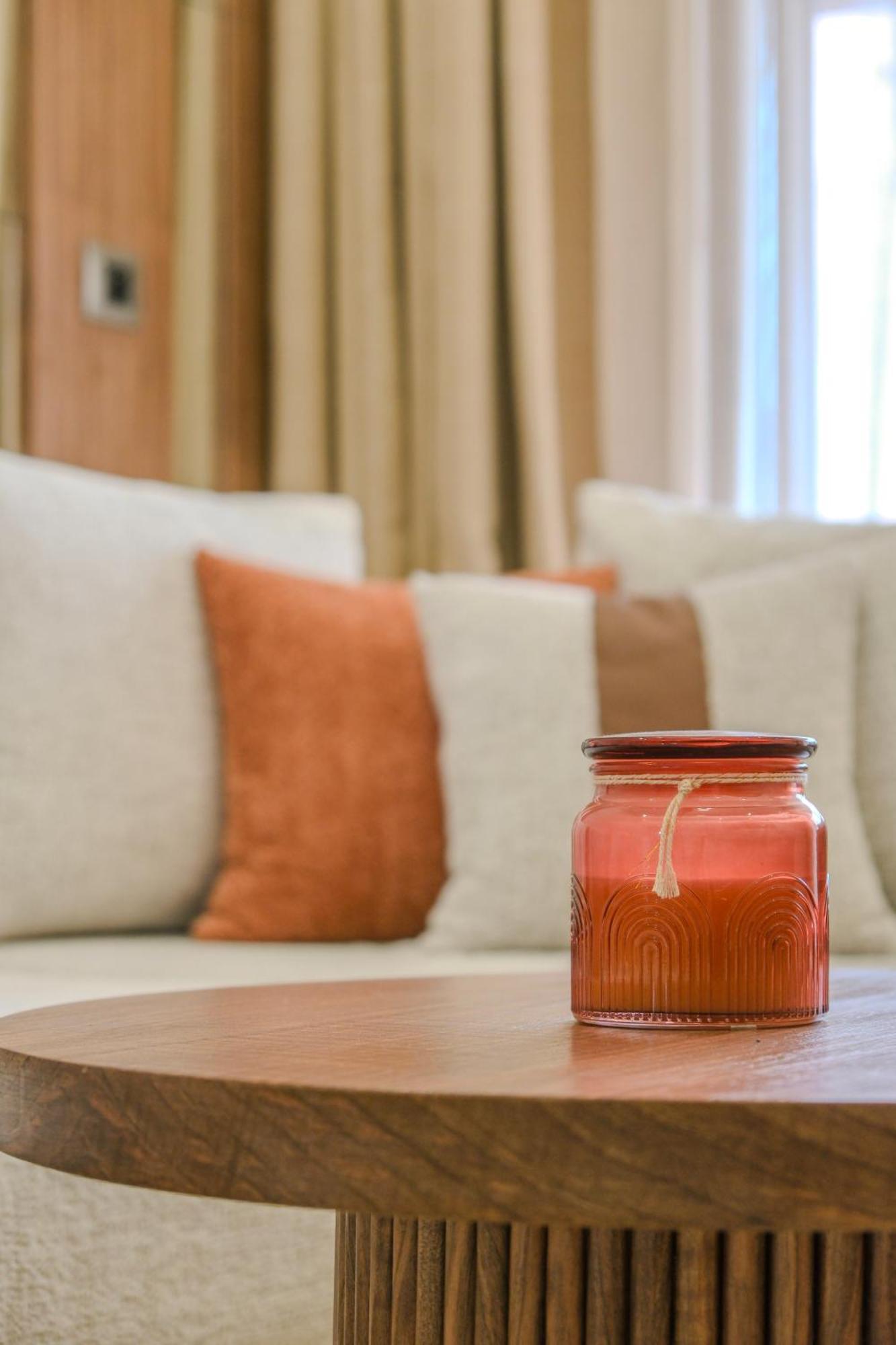 Luxury 2bd In Prestigia Jade With Pool And Golf View Appartement *