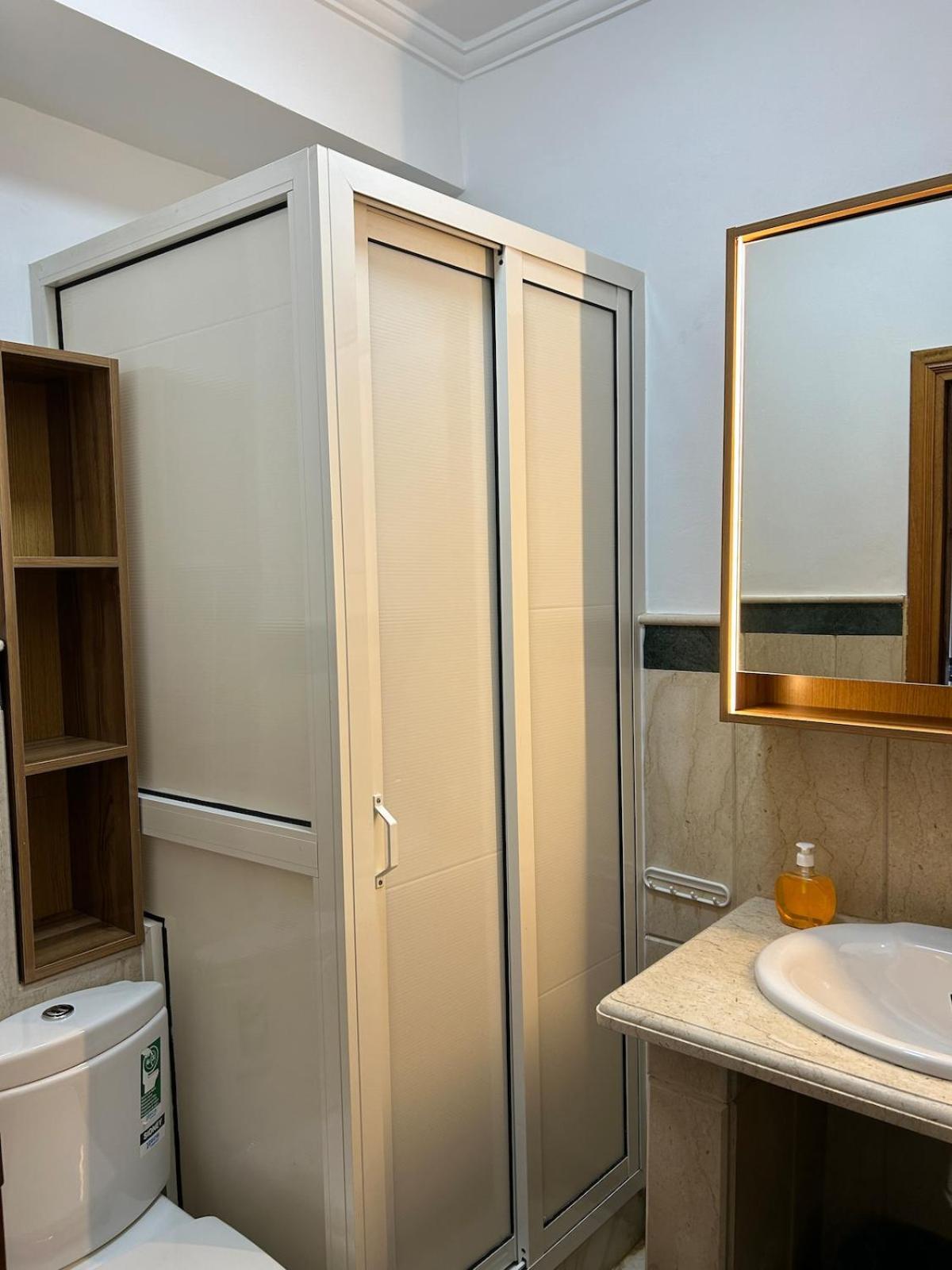 2-bedroom Luxury Contemporary Hivernage Apartment Marrakesch