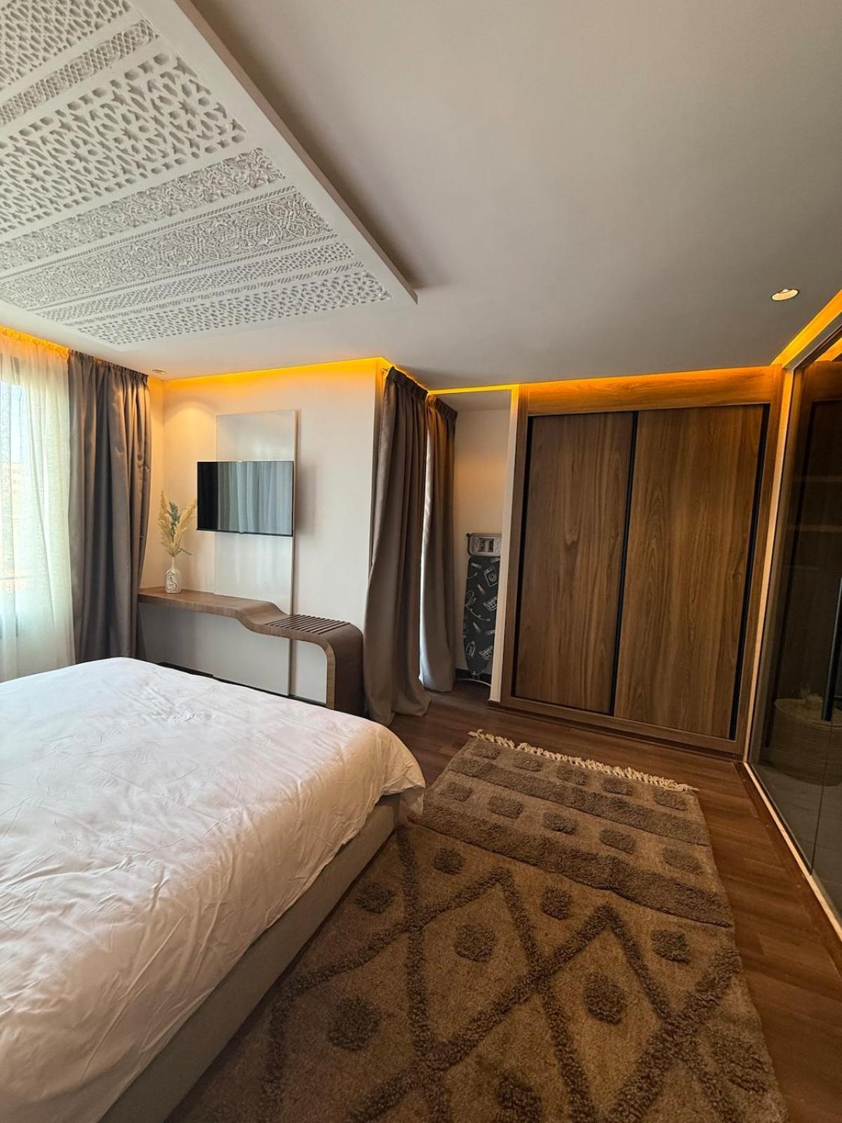 Gueliz, Wifi Fibre, Parking Gratuit, Centre Marrakech Appartement *