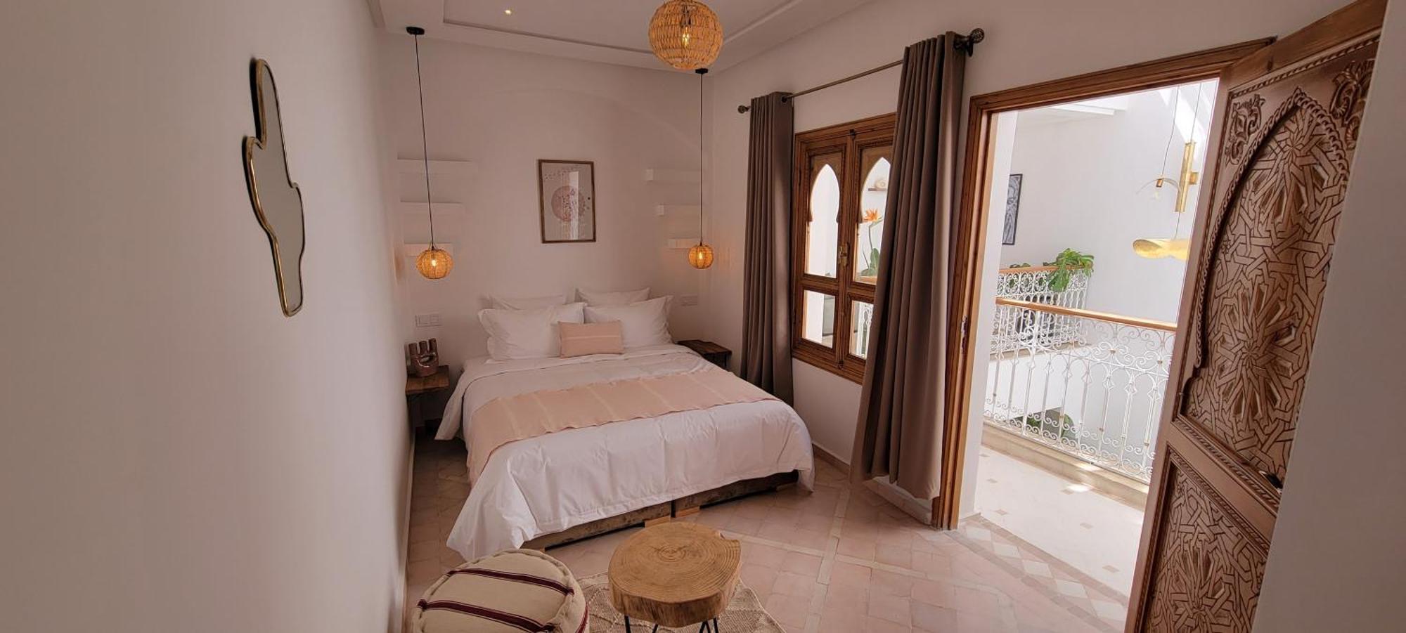 Linawel, Beautiful Exclusive * Marrakesh
