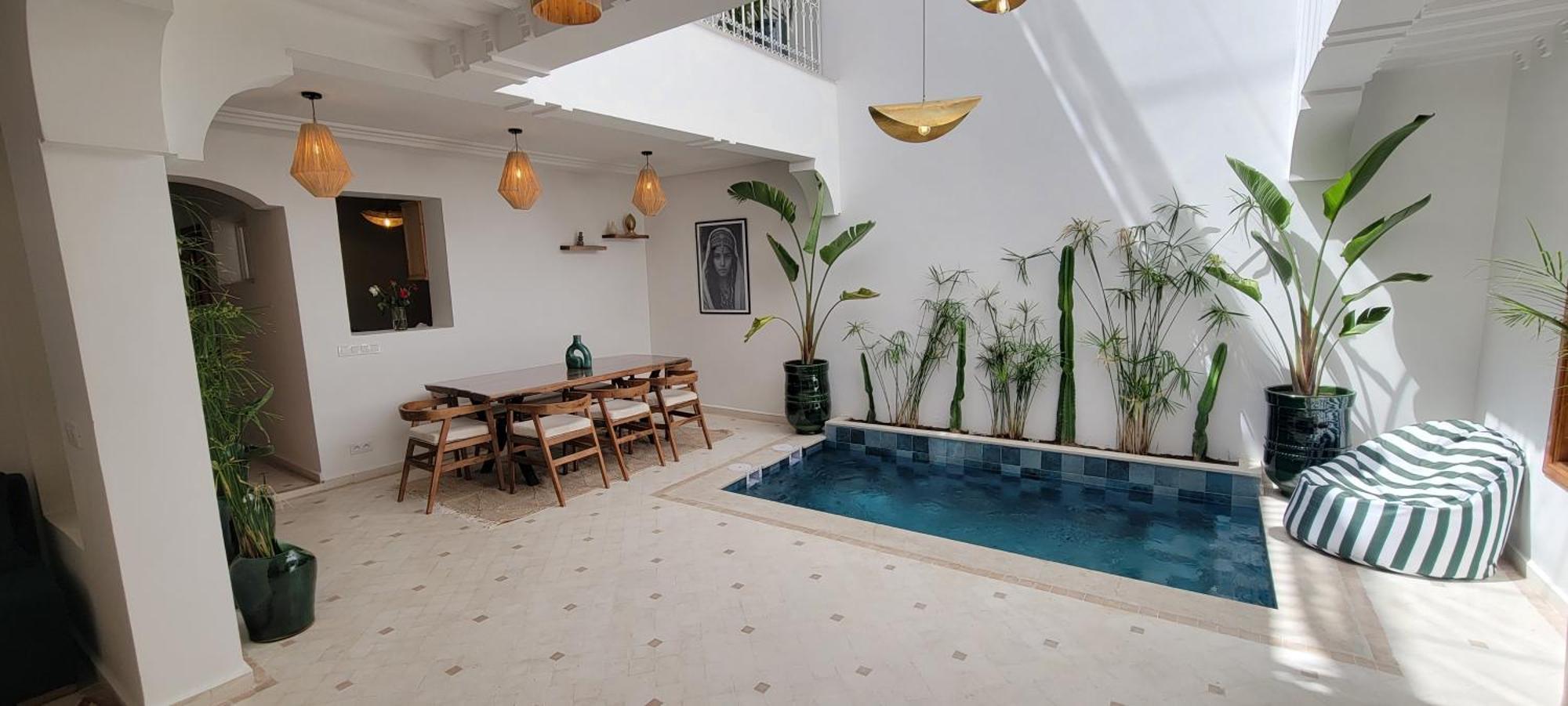 Linawel, Beautiful Exclusive Marrakesh