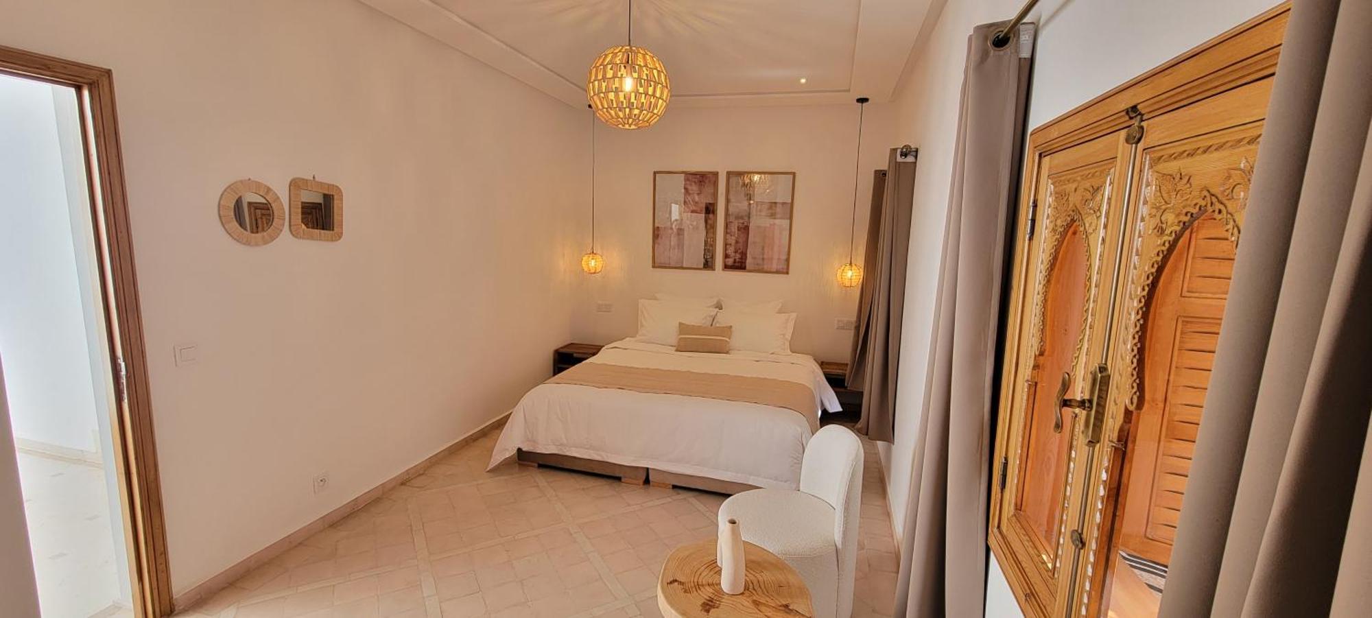 Linawel, Beautiful Exclusive Marrakesh