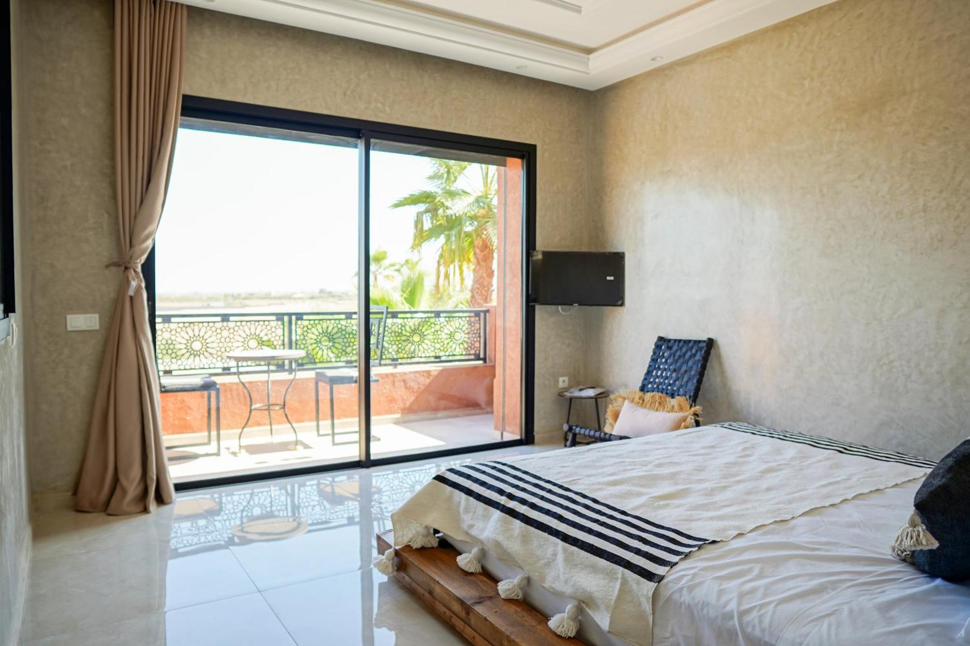 Villa Nour Palace Avec Piscine Jaccuzi A Marrakech *