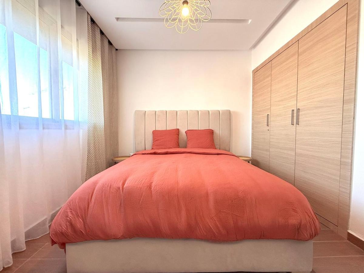 Confort A Marrakech Avec Piscine Et Capacite 4 Personnes *