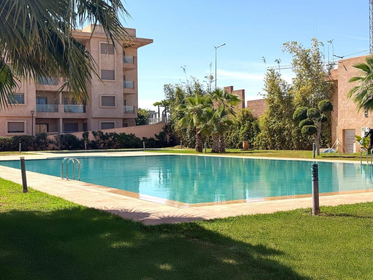 Appartement Confort A Marrakech Avec Piscine Et Capacite 4 Personnes Marrakesh
