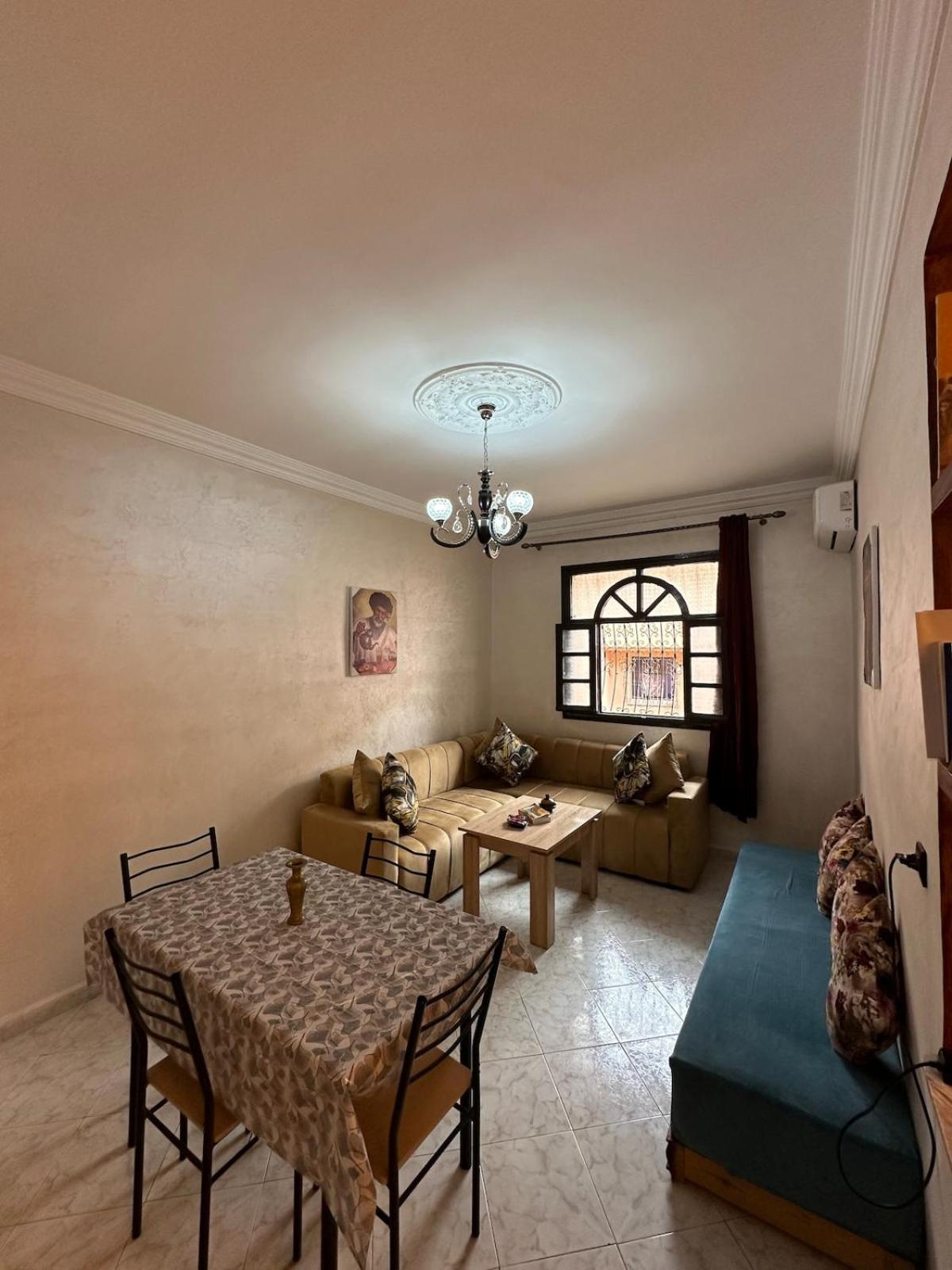 Lovely 2 Bedroom Appartement