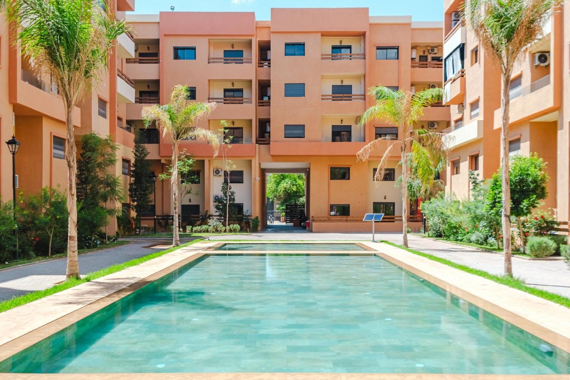 Apartamento Confortable & Tres Bien Note - Vue Piscine, Proche M Avenue, Piscine, Fibre Optique, Parking *