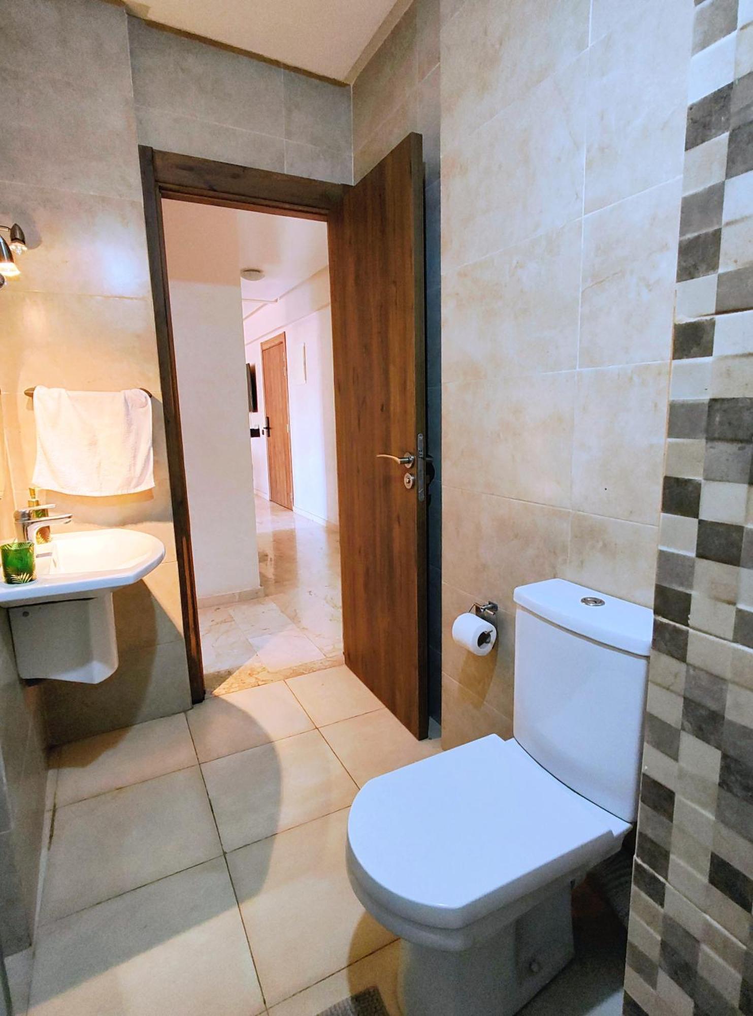 Apartment Chic A Gueliz Avec 2 & Piscine