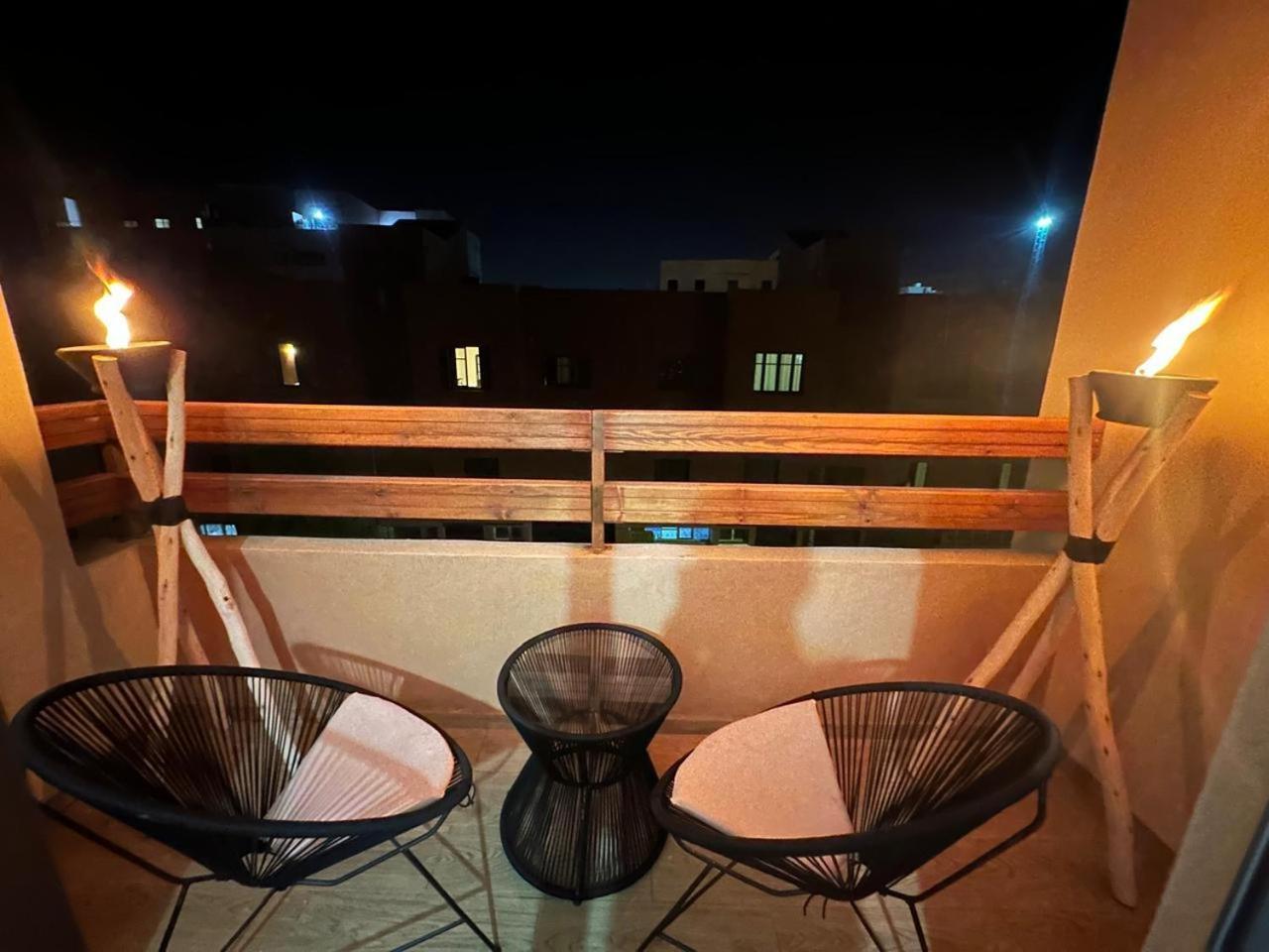 Moderne Piscine, Wifi Fibre, Parking