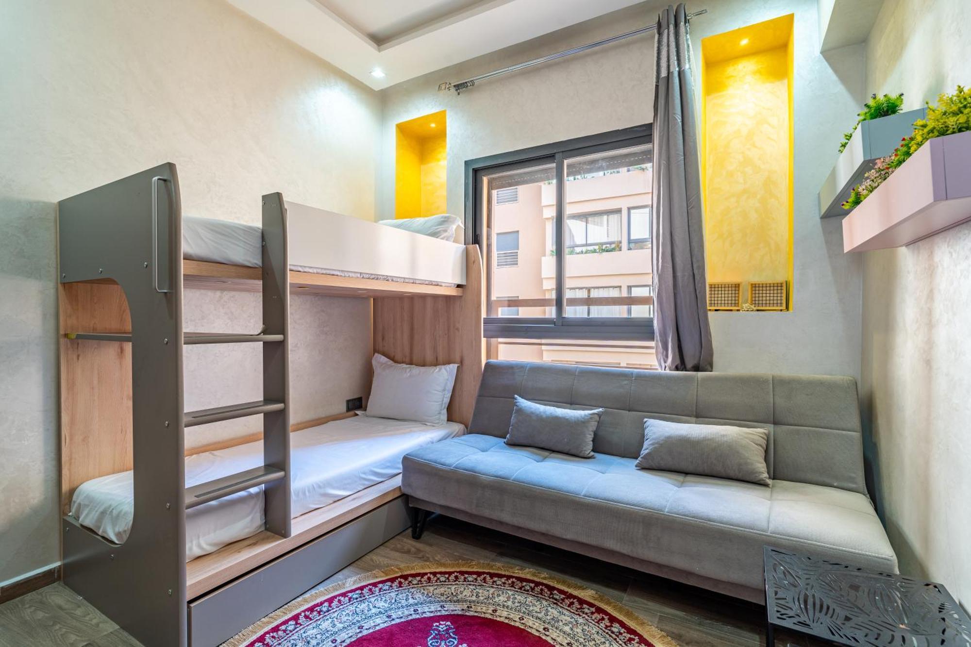 5 Star Oasis Modern And Cozy Apartment
