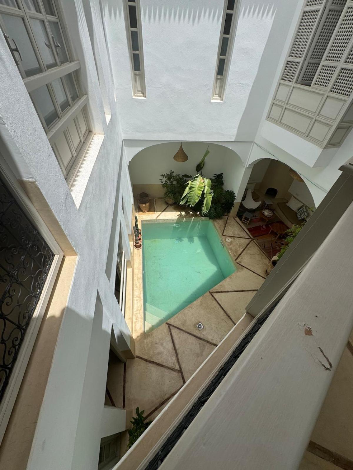 Villa Dar Sun, Private Medina Gem 2 Pools & Rooftop *