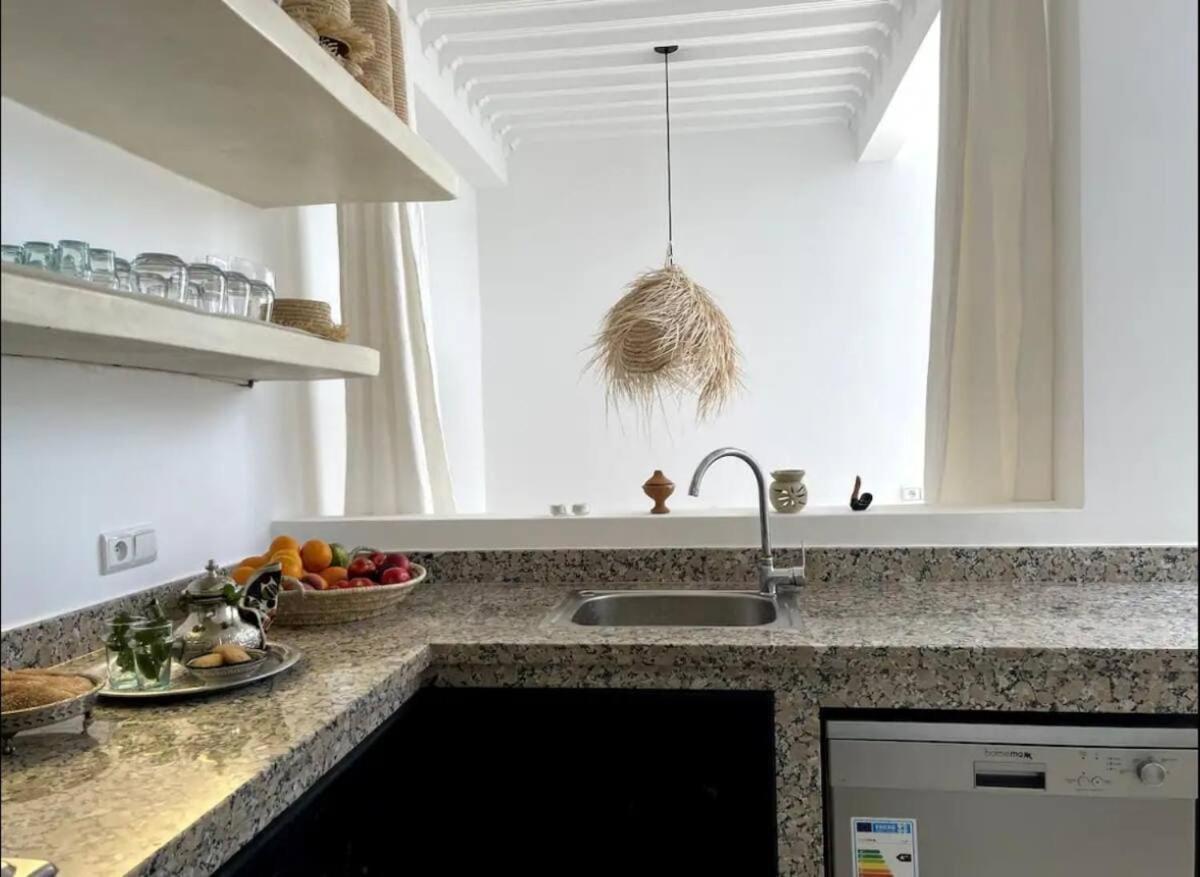 Villa Dar Sun, Private Medina Gem 2 Pools & Rooftop Marrakesh