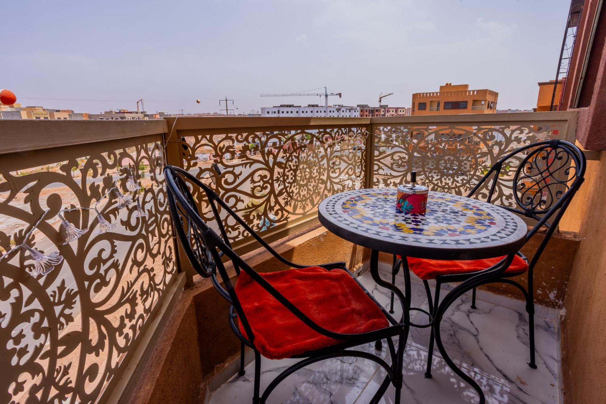 Hags - Traditional Modern Apartment, Full Ac, 10m From Airport * Marrakesh