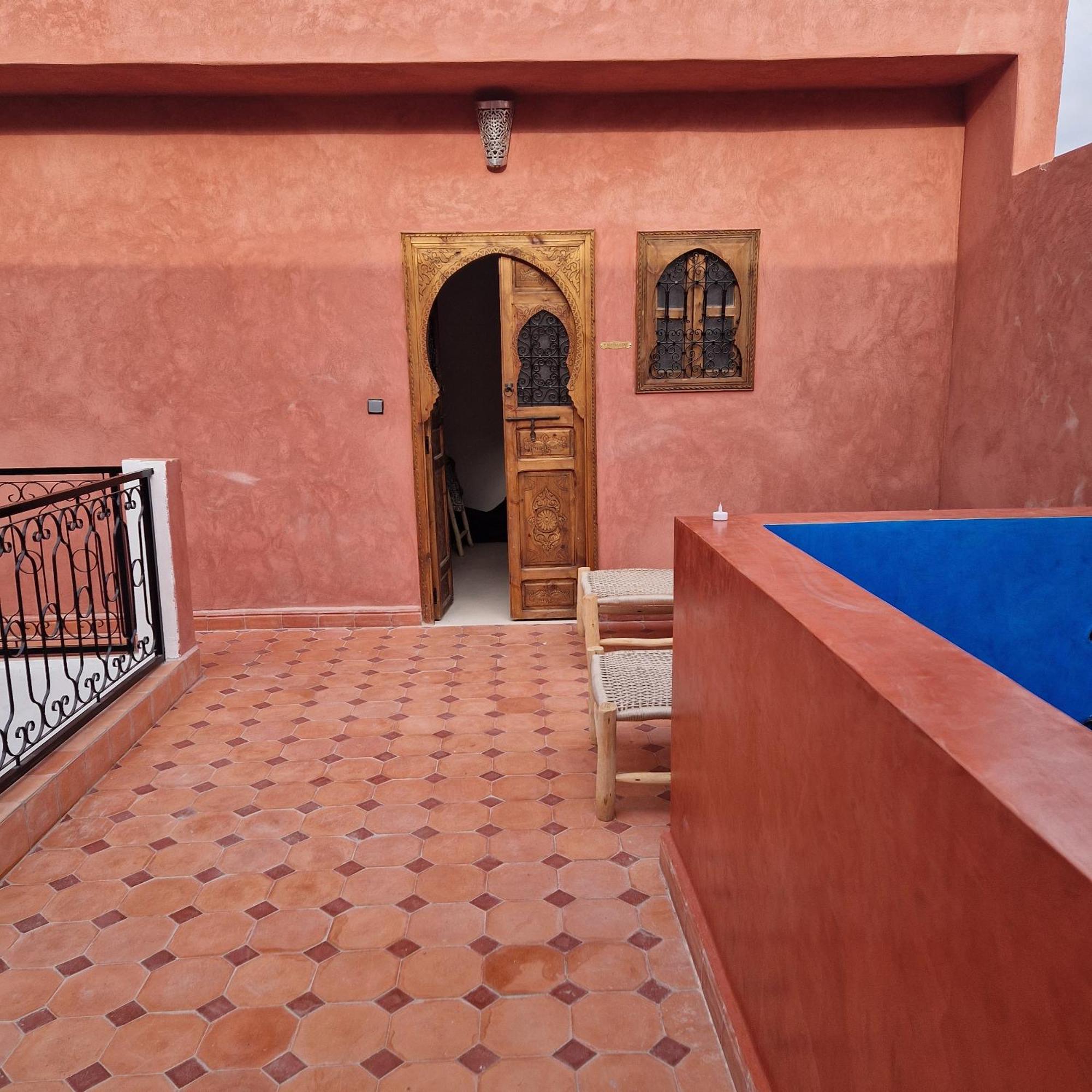 Encens Guest house *
