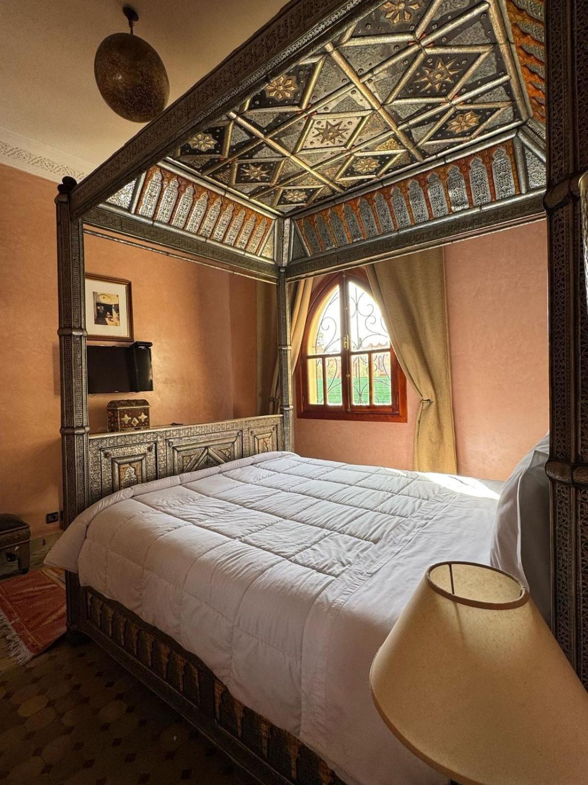 Luxury Private Riad, Air-conditioned And Pool *