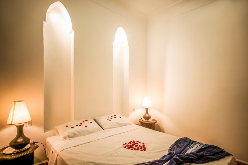 Riad Warda