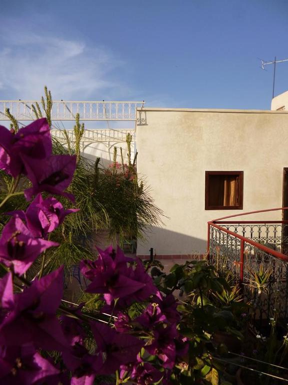 Pensión Dar En-nawat 3*