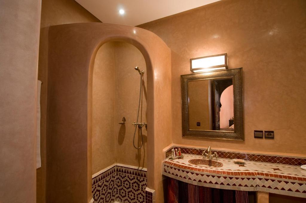 Agdim Guest house 4*