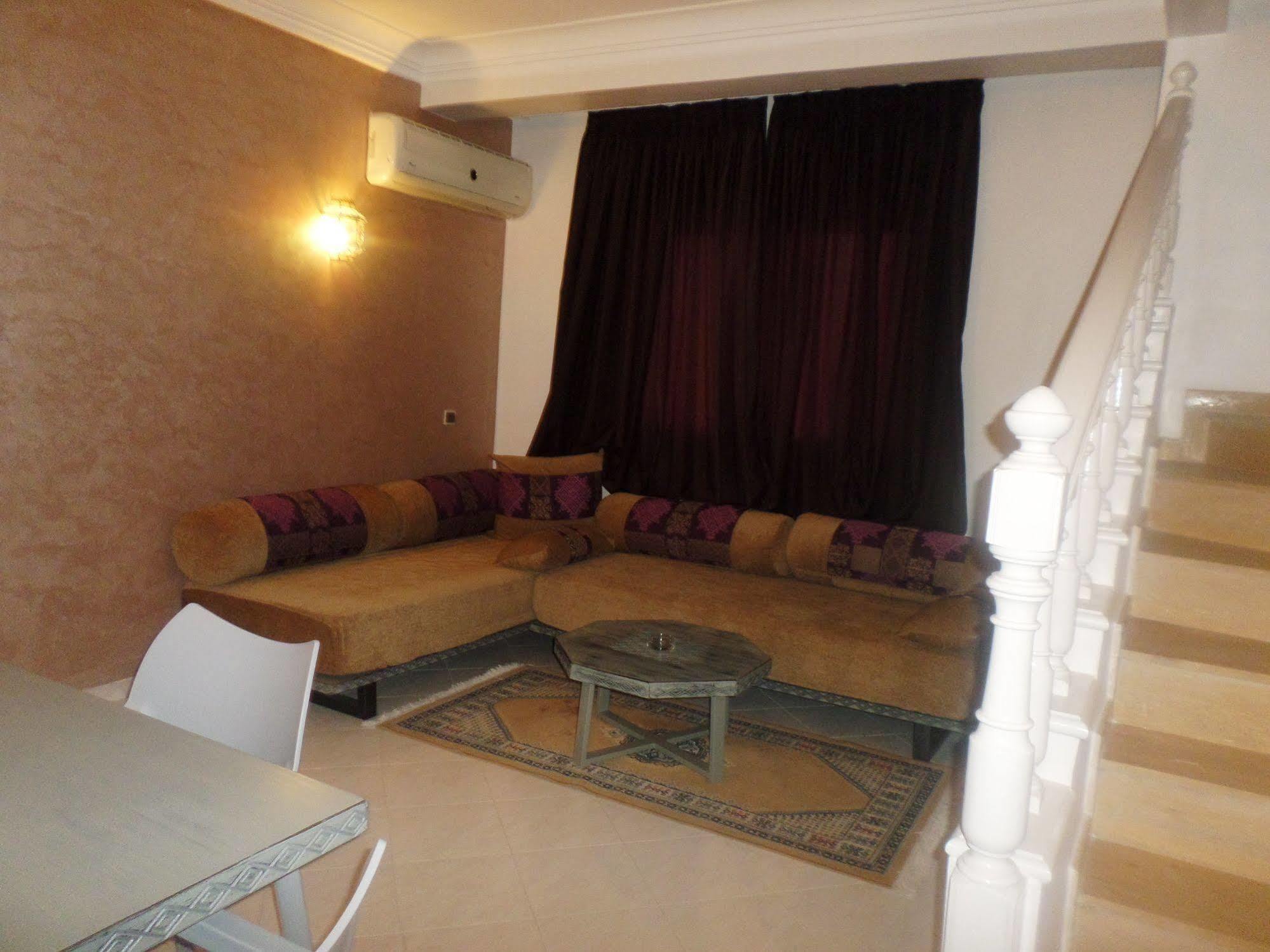Aparthotel Appart-hotel Amina 3*