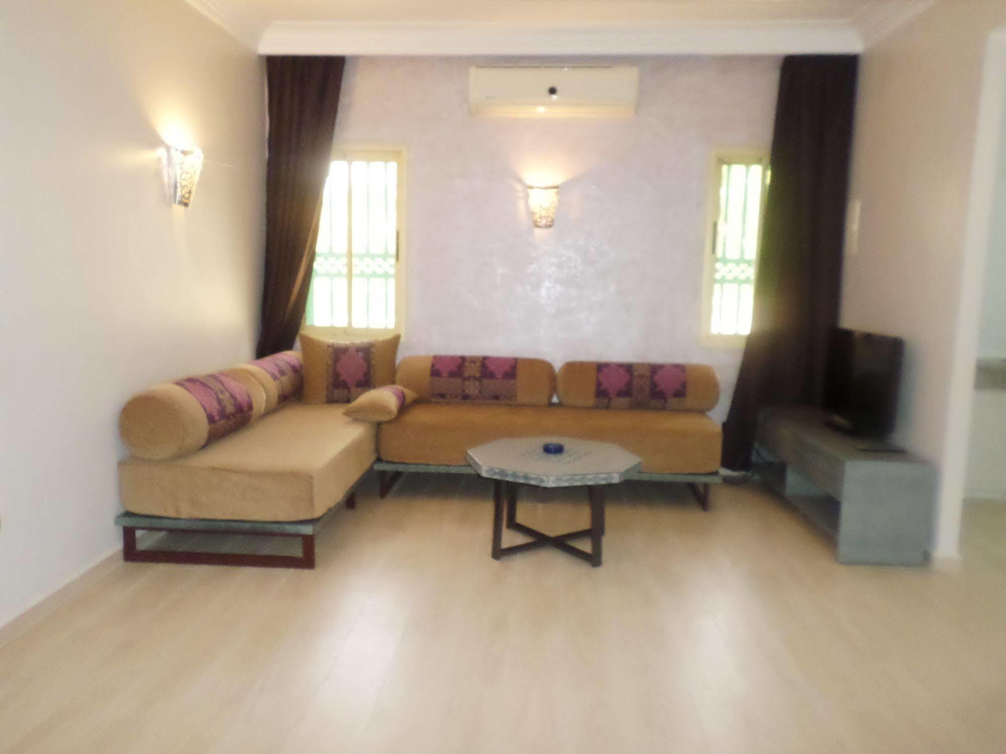 Appart-hotel Amina Aparthotel