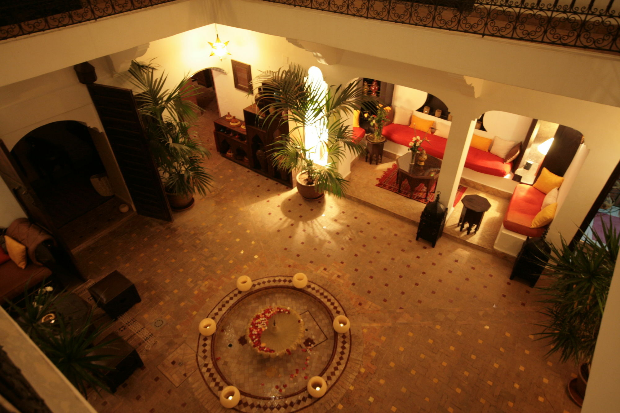 Khadija Riad 3*