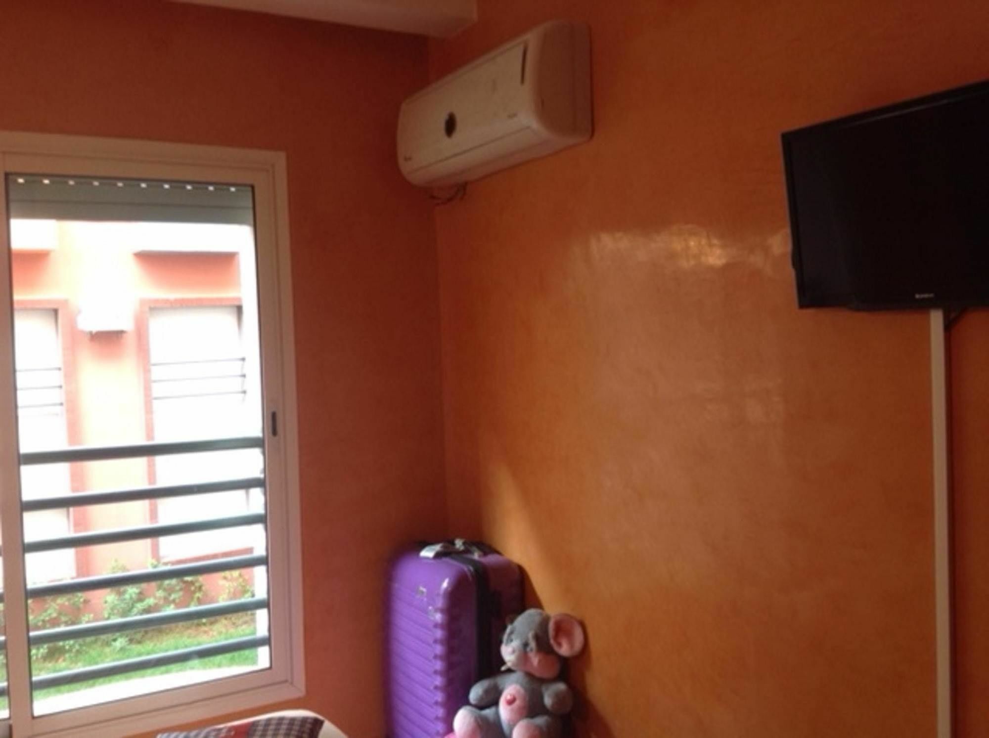 Appartement With 2 Bedrooms In Marrakesh, With Pool Access And Wifi *