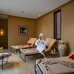 Al Maaden Villa Hotel & Spa
