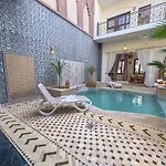 Riad Tonaroz