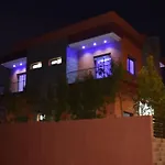 Villa 5 Suites Avec Piscine