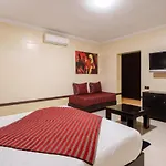 Villa Ushuaia Avec Piscine - Petit Dejeuner Gratuit - Marrakech City Center