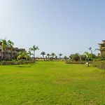 Luxury Xl Appart Golf View Retreat Private Garden
