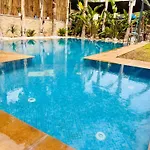 Exotic Vip Villa Family Only -Housekeeper ,Billard,Ping-Pong,Piscine Privee -Chauffee Sur Demande-