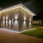 Villa Privee Sans Vis-Vis