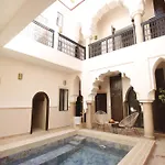Riad 5 Sens