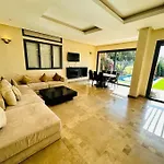Family Only Villa Anouar Golf Piscine