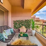 Garden And Pool View 3 Rooms 10Min To Town Center