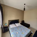 Comfortable Apartment Near The Airport
