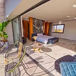 Villa Beverly Hills-Luxury Home