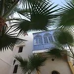 Dar Lysis Private With Pool And Breakfasts