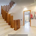 Exotic Vip Villa Family Only -Housekeeper ,Billard,Ping-Pong,Piscine Privee -Chauffee Sur Demande-