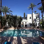 L\'Elegance Architecturale Au Coeur De La Palmeraie