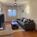 4-Person Apartment Gueliz Blida