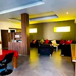 Splendide Villa De 6 Suites
