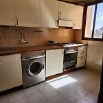 Arinace House
