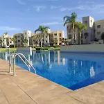 Cosy Flat 2 Bedrooms With Pool And Garden