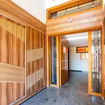 The Cosy Duplex With Gym Access & Near Mall, Palooza