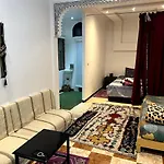 Suite 2